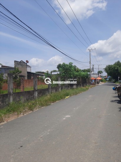 Bán đất mặt tiền huyện Đức Linh  Nguyễn Tri Phương có 100m2 ODT